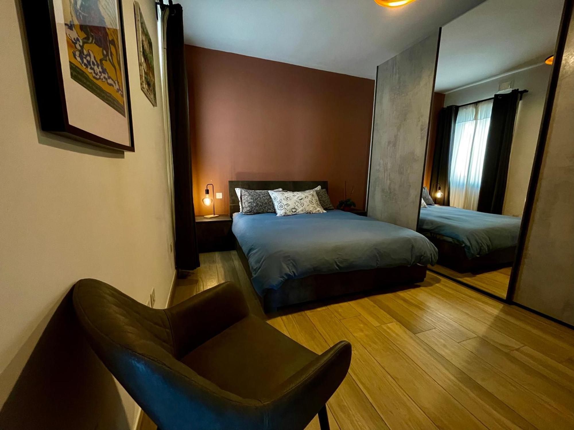 Airport Accommodation Bedroom With Your Own Private Bathroom Self Check In And Self Check Out Air-Condition Included Mqabba Exterior foto