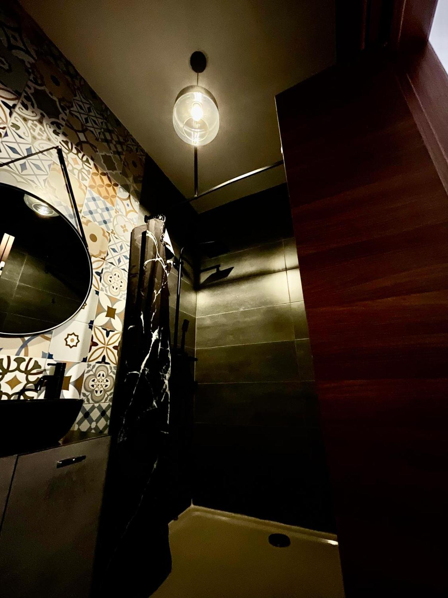 Airport Accommodation Bedroom With Your Own Private Bathroom Self Check In And Self Check Out Air-Condition Included Mqabba Exterior foto