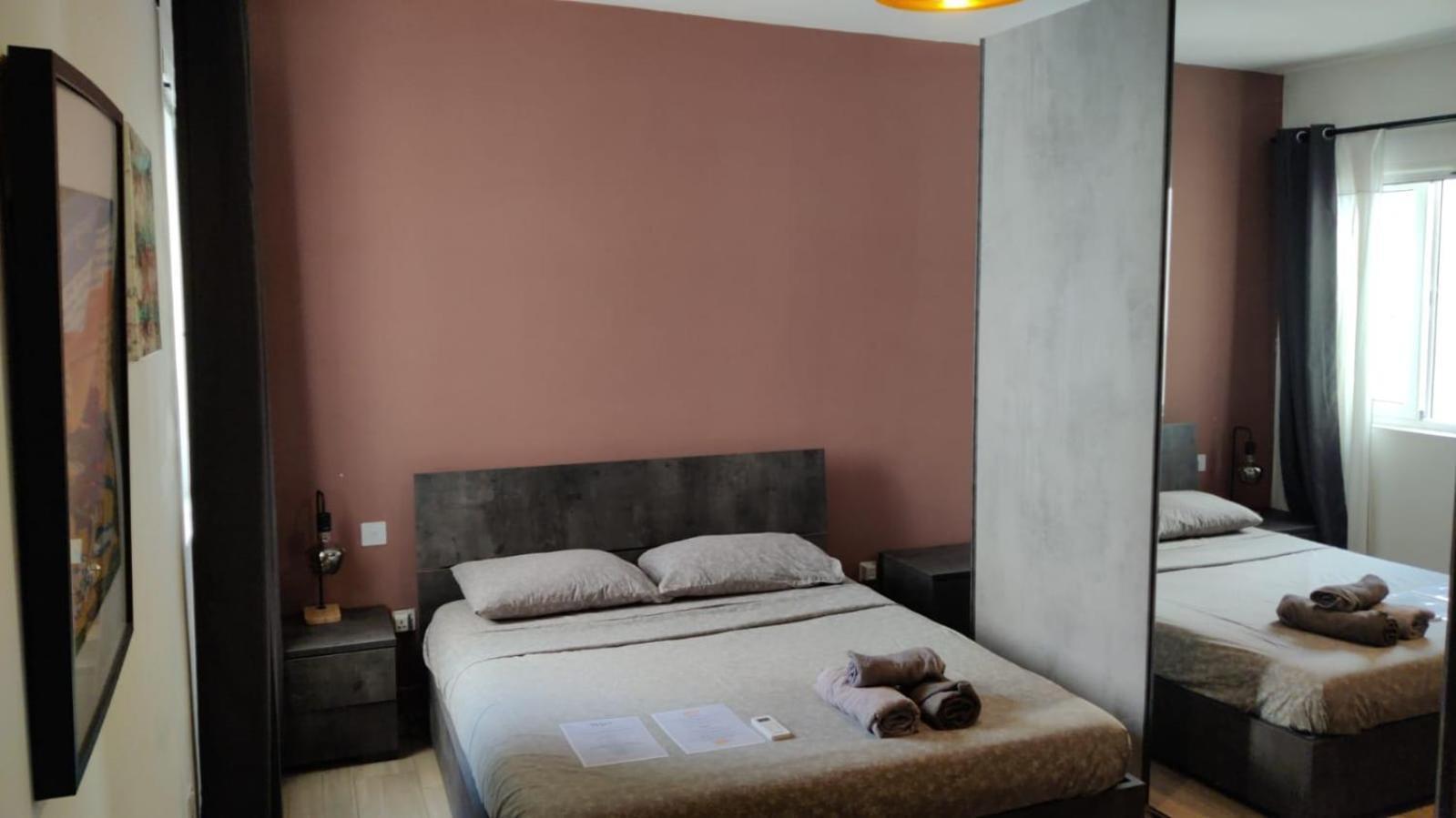 Airport Accommodation Bedroom With Your Own Private Bathroom Self Check In And Self Check Out Air-Condition Included Mqabba Exterior foto